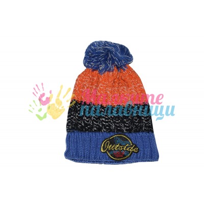Детска плетена шапка - многоцветна